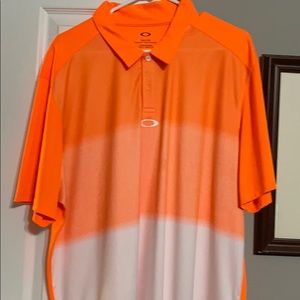 Men’s golf shirt